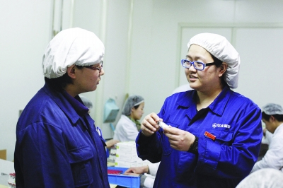 《河北工人报》头版：PA视讯制剂分厂张西果多项专利为企业创造经济效益2000多万元