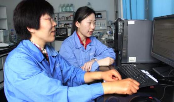 《河北工人报》厂区纪事：攻坚克难研发新药传捷报