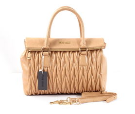miumiu包包 chanel包包 一比一九月份新款现货供应供应商 广州永亨皮具